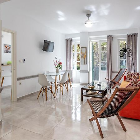 Psiri Gem From In Vivo Apartments- Spacious 1St Floor Apartment With Balcony In Athens' Historic Center Exterior foto